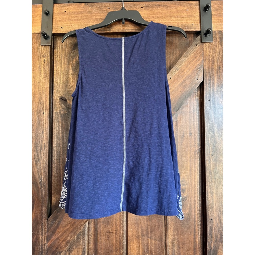 New Directions Weekend Navy Blue‎ Crochet Lace Embroidered Sleeveless Tank Top M - Picture 5 of 11